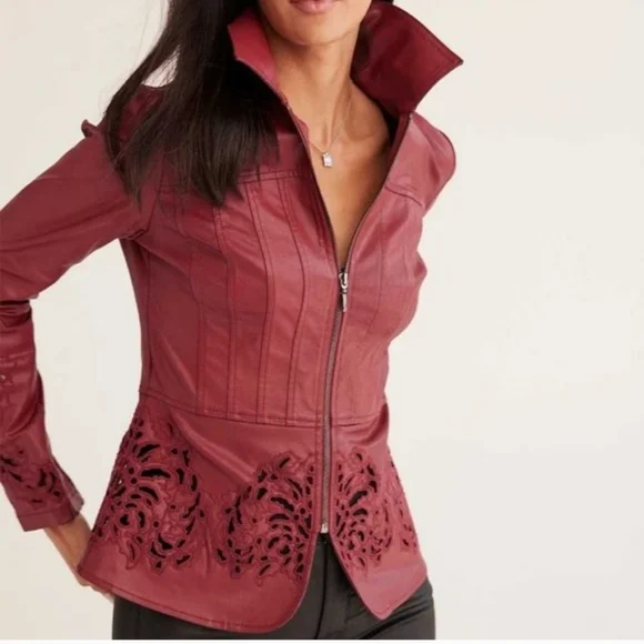 ๐ค๐คWhite House Black Market Burgundy Denim Coated Jacket - Size Small/0 - Picture 1 of 16